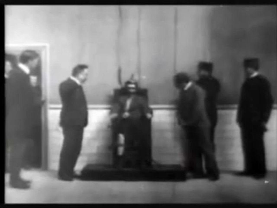 Execution of Czolgosz. with Panorama of Auburn Prison (1901)