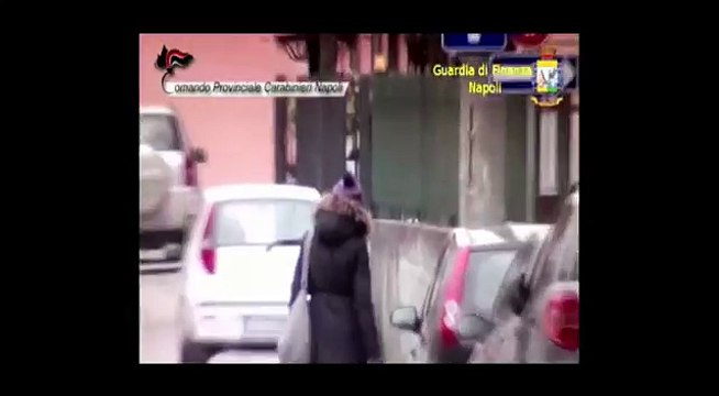 Torre Annunziata (NA) - La Gdf scopre falsi ciechi. Truffa all'Inps (27.09.13)