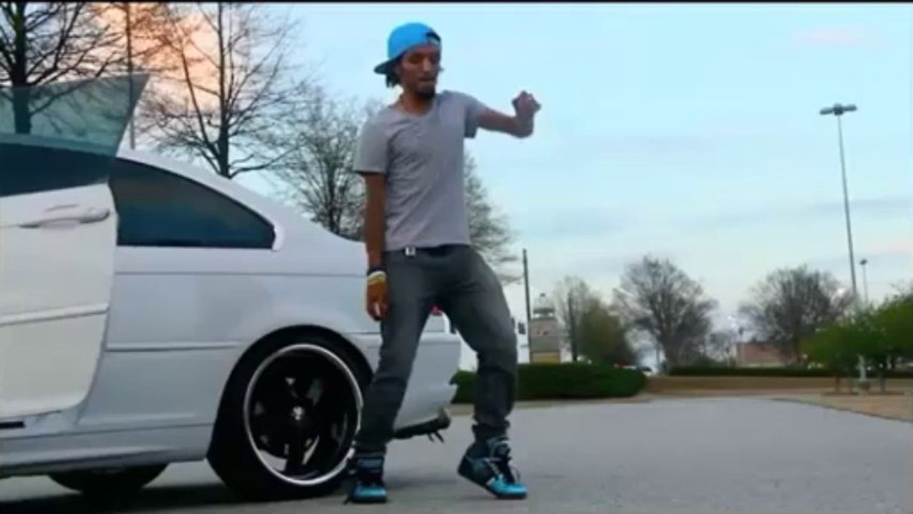 İnsanlık Dışı Dans Eden Adam