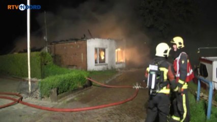 Woning Nieuwe Pekela in de as gelegd - RTV Noord