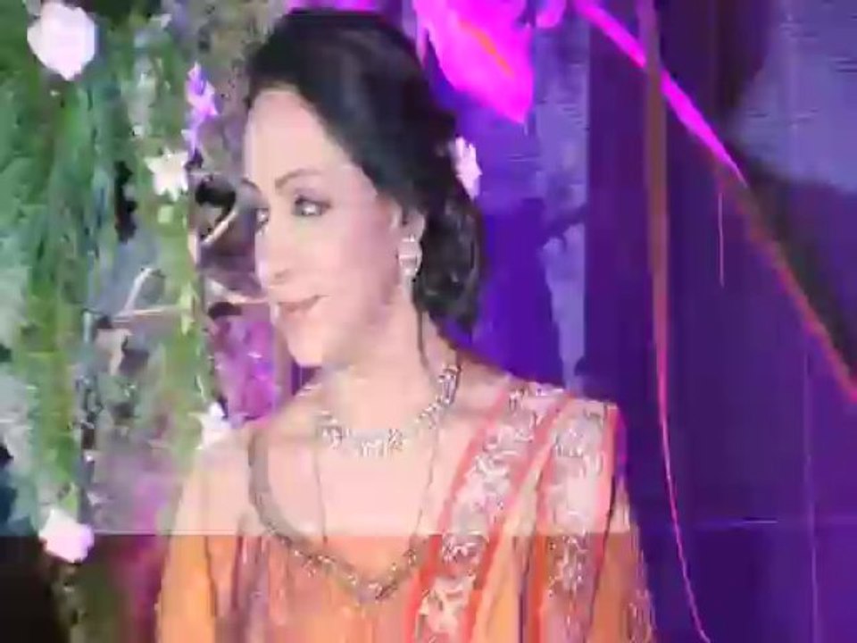 Sridevi Celebrates her Birthday in Style