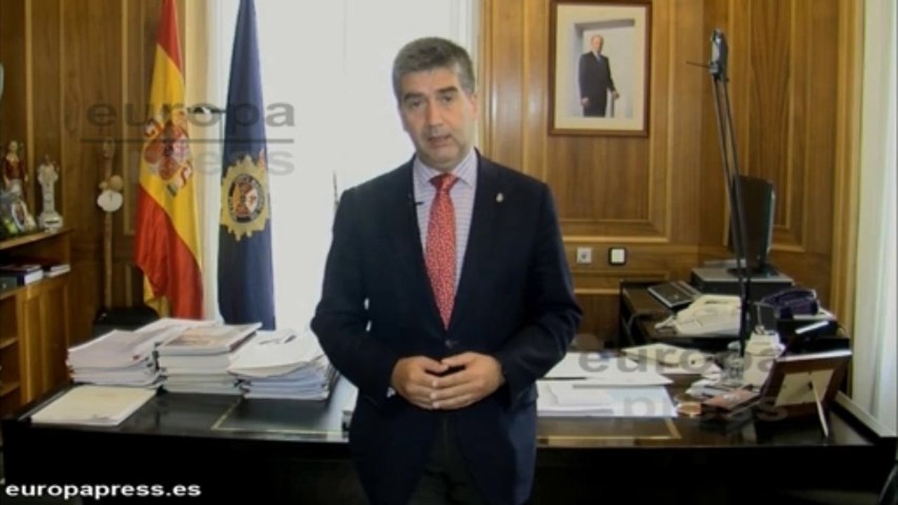 Cosidó resalta la "profesionalidad" de la Policía