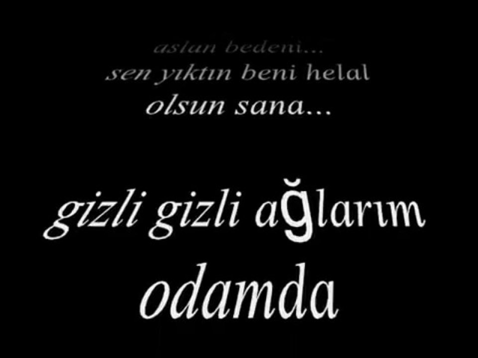 AŞK ACISI ÇEKENLER İÇİN ARABESK RAP DİNLE