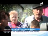 FENOMEN CIUDAT in satul Izvoarele din Judetul GALATI: pamantul se cutremura si pare ca fierbe