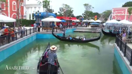 Canal and Gondola in Venice Venezia Hua Hin