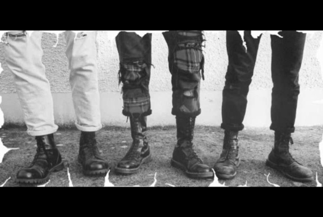 Fuck off - Disord' Earth (french punk band)