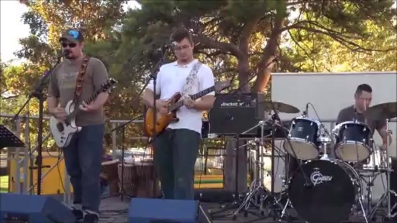 Right now - Flying sharks cover