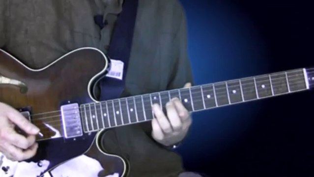 Pat Metheny's Tapping Technique | Jazz Guitar Lesson