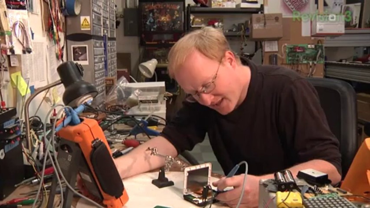 Ben Heck's LCD Hack Challenge - The Ben Heck Show