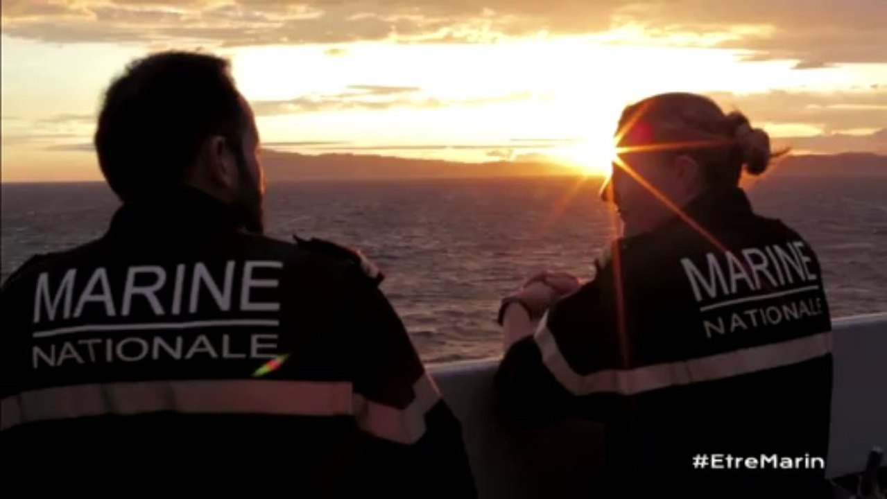 Caméra embarquée - Couché de soleil depuis le pont