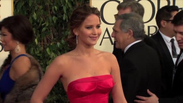 Jennifer Lawrence se défend contre ceux qui critiquent son poids
