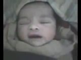 Suriyeli bebek öyle bir 'Allah' dedi ki