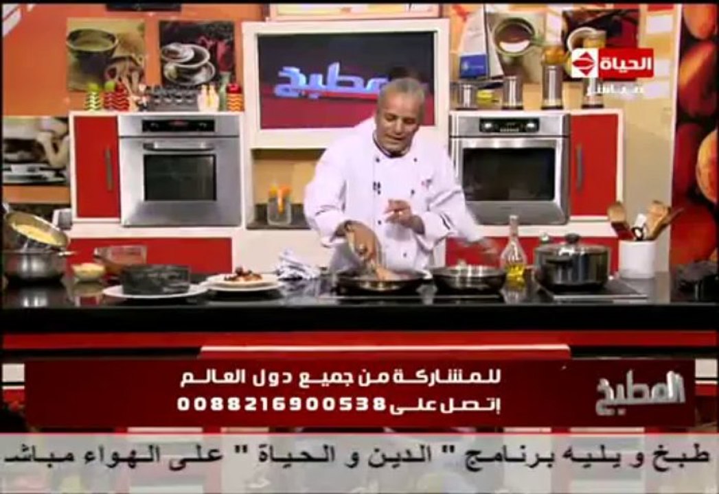 مكرونة باللحم والجبن