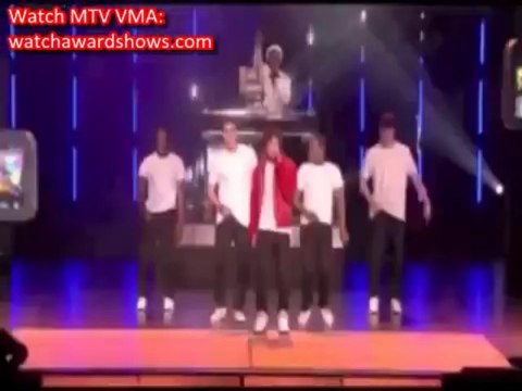 #Azealia Banks performance BET Hip Hop Awards 2013