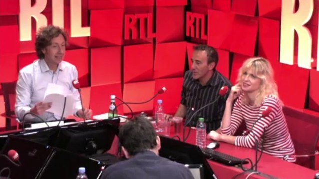 Elie Semoun et Cécile Cassel : Les rumeurs du net du 30/09/2013 dans A La Bonne Heure