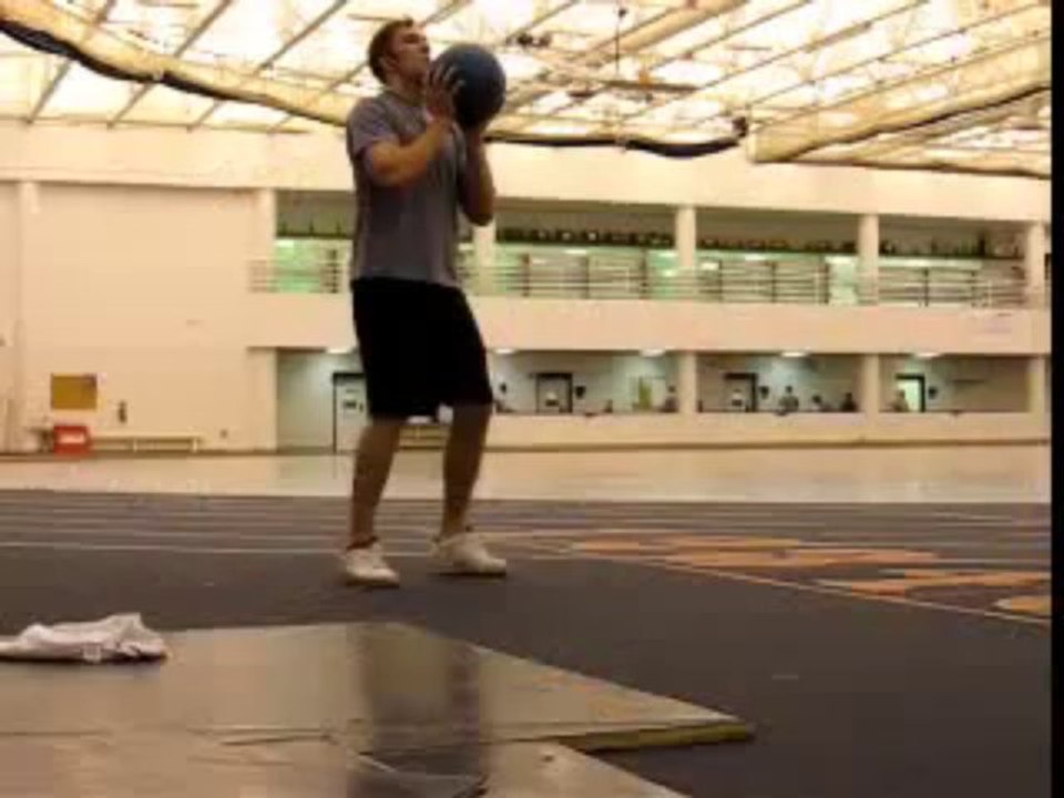 Training For Increasing Vertical Leap and Jump Higher - The Jump Manual