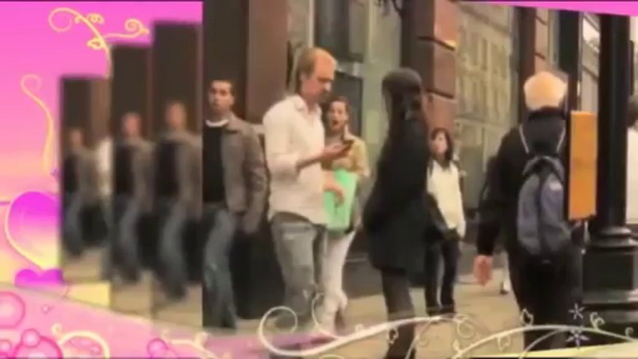 How to Pick Up Girls - The Daygame Blueprint to how to pick up girls