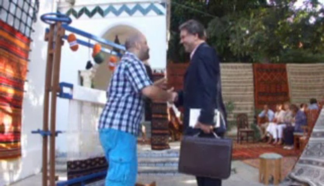 Exposition de peinture et Amine Zaoui à l'Ambassade d'Autriche d'Alger