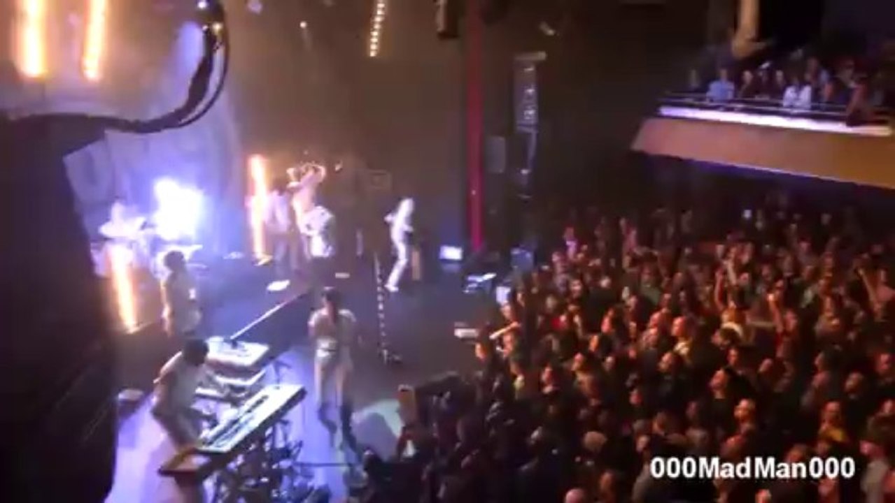Janelle Monae - QUEEN - HD Live at Alhambra, Paris (16 September 2013)