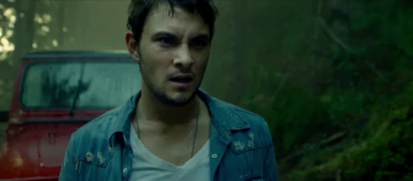 Evil Dead de Fede Alvarez - Bande annonce VF - sortie DVD le 4 septembre 2013