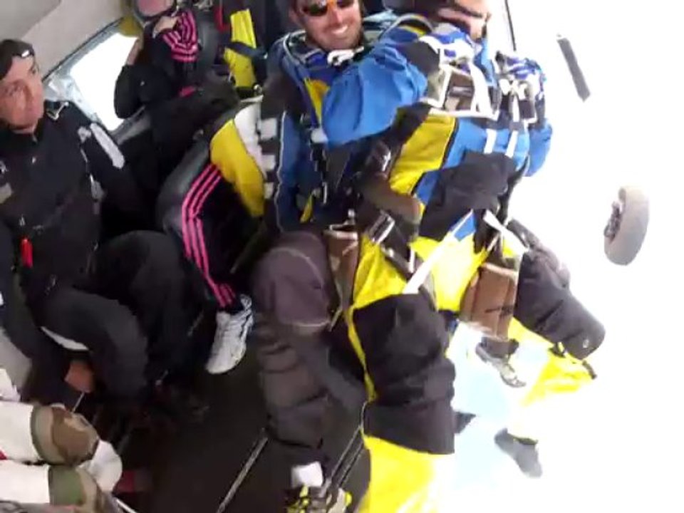 PARACHUTISME-CHALLENGE PARAHANDISPORT : Véronique Seco saut 2