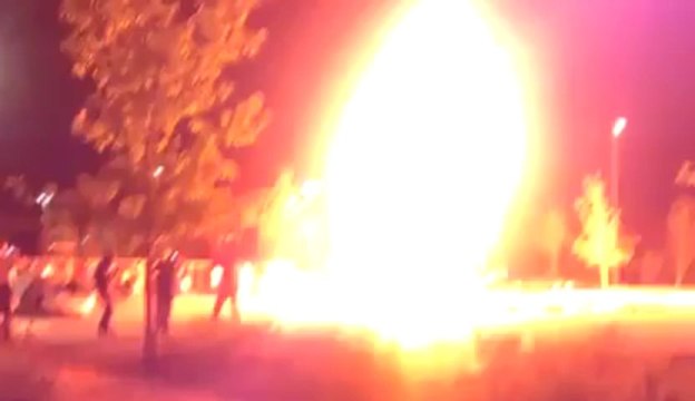 Violent car explosion: put that cigarette out !!