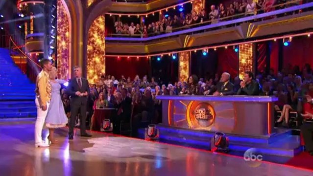 Valerie Harper & Tristan MacManus - Cha-Cha-Cha