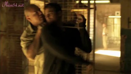 XIII.The.Series.2011.S01E03.Lockdown.720p.WEB-DL.AVC-iON-muxed_004