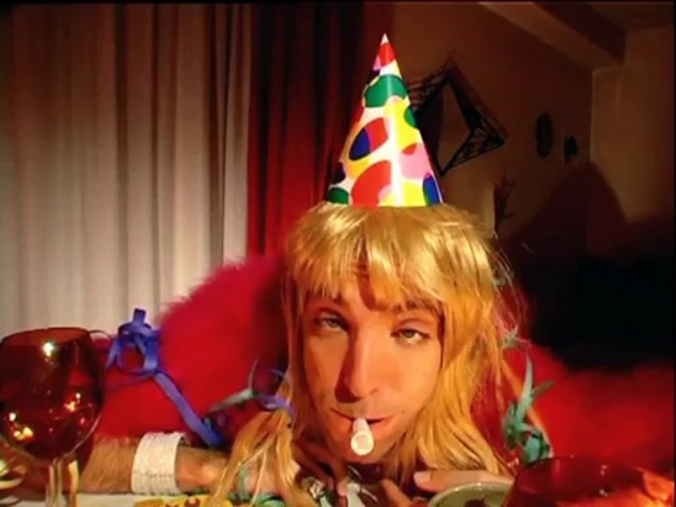 Samantha Oups ! Samantha dîne aux chandelles