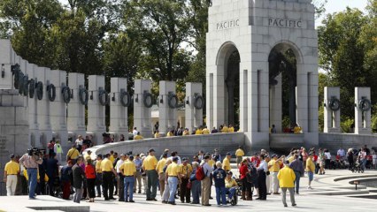 Veterans Storm Shutdown World War II Memorial In DC