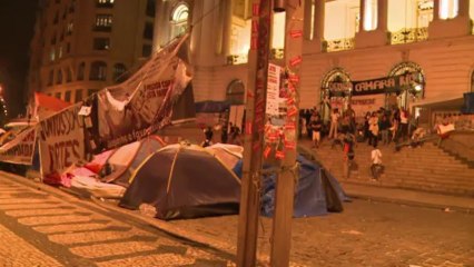 Depredação e vandalismo após protestos no Rio