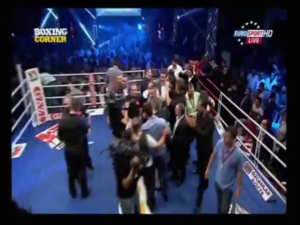 Selcuk Aydin vs Demarcus Corley 2013-09-27