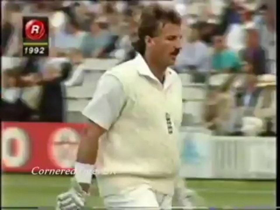 Waqar Younis Ending Ian Botham Career
