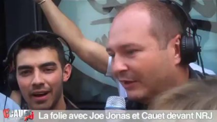 La folie avec Joe Jonas et Cauet devant NRJ - C'Cauet sur NRJ