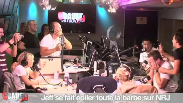Jeff subit une épilation de la barbe - C'Cauet sur NRJ