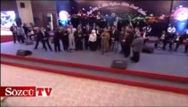 Erdoğan sahneye çıktı