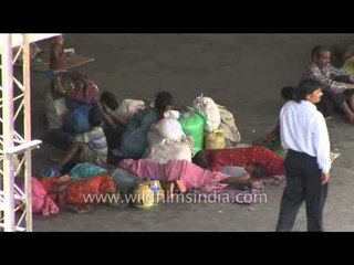 Train Journey in India: scenes of every-day drama!