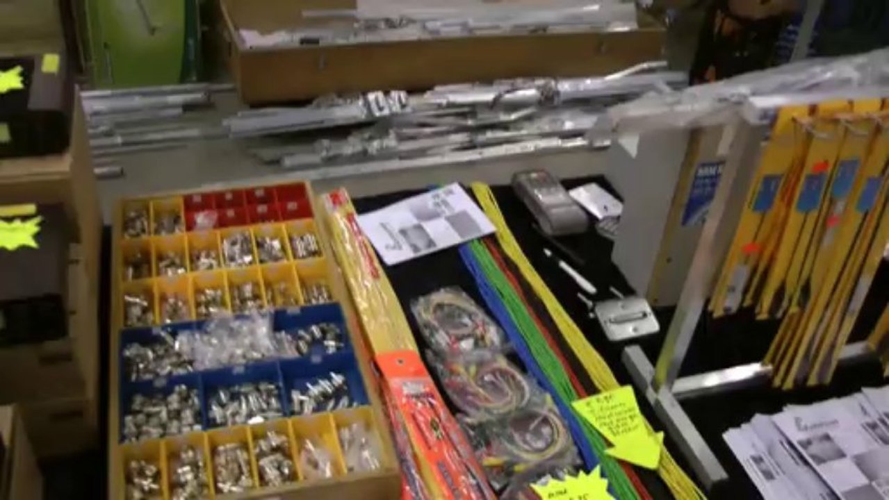 Hamfest brocante radio de La Louvière 2013 en Belgique.