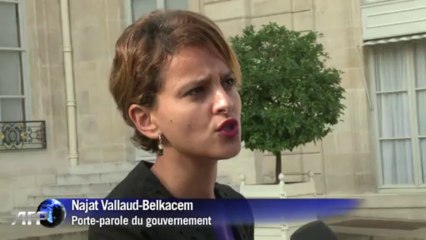 Hollande rappelle à ses ministres les "règles d'unité"