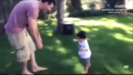 Discover the Legend: Why Fans Call Lionel Messi 'Papa Messi' ⚽