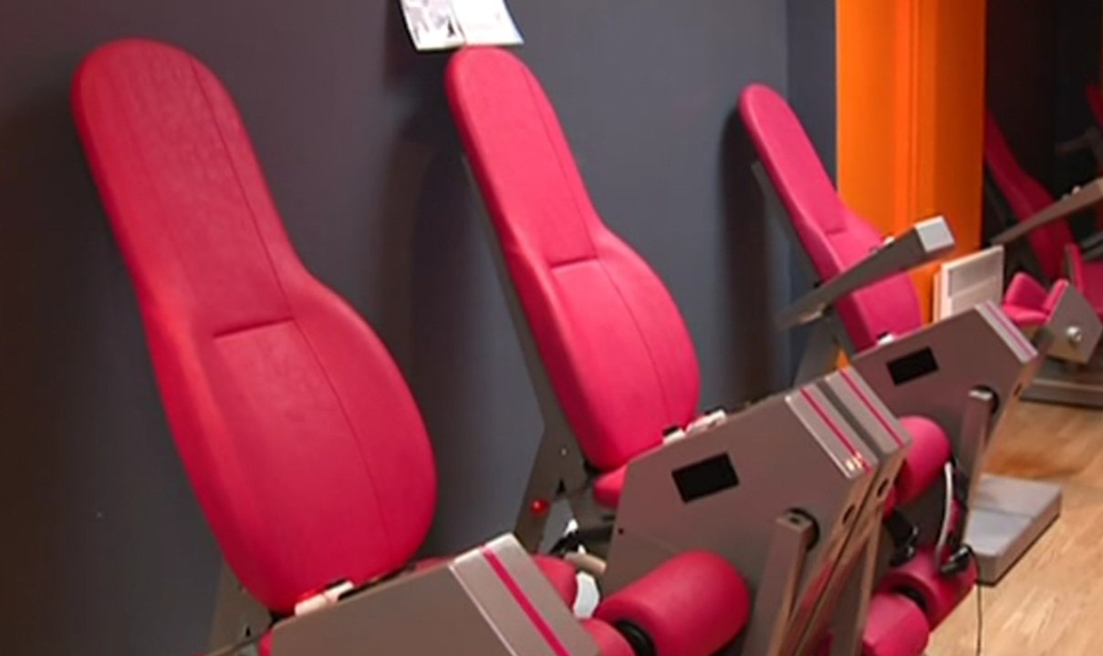 ZAPPING ACTU DU 02/10/2013 - Orty gym, le club de sports 100% femmes du Raincy crée la polémique