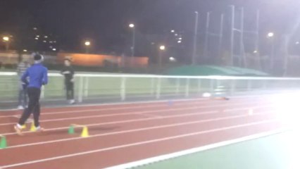 KEVIN EN EXTERIEUR DYNAMIQUE AU SOL PLOTS LATTES HAIES