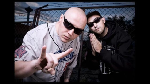 Słoń Oraz Mikser Klub NRD Cały Koncert Na Żywo Online [11.10.2013]