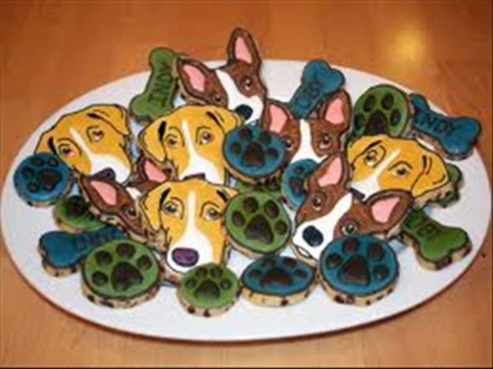 Bake A Dog A Bone Review + dog bakery business + dog treat business + dog treats