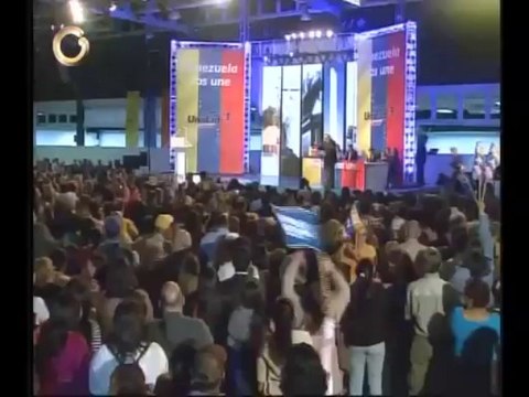 Ramos Allup asegura que en los próximos librarán orden de aprehensión contra Henrique Capriles