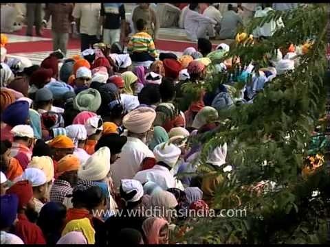 Devotees waiting for turn to offer prayer at The Golden temple, Amritsar
