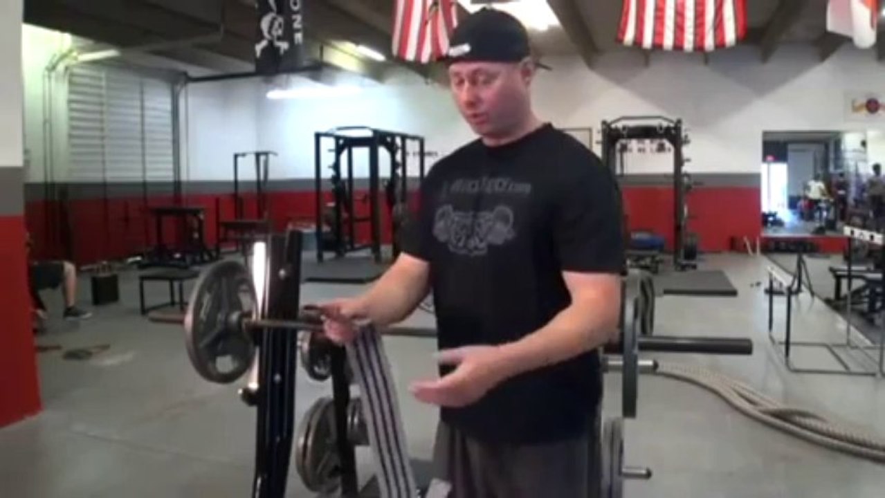 Critical Bench - How To Use Wrist Wraps