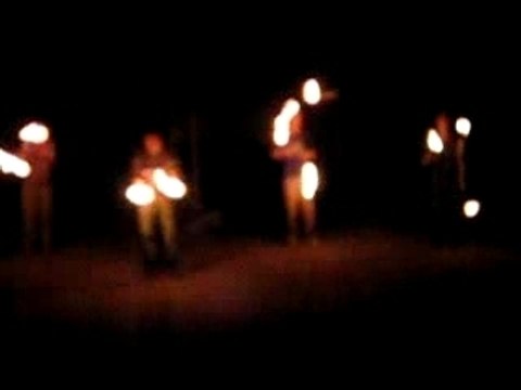 Jonglage enflammé (Jonglagogo)