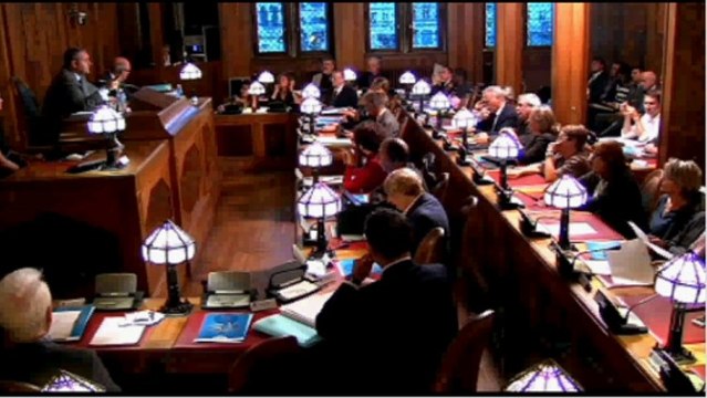 Xavier Bertrand accuse le PCF de Saint-Quentin de raconter des carabistouiles sur son blog