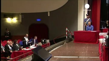 Costa Concordia, parla il primo teste: "Schettino...